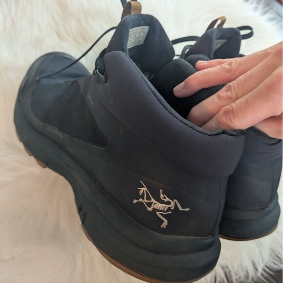 arcteryx aerios fl mid gtx men’s 10.5 navy blue hiking shoes boots main image 5